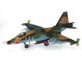1-72-soviet-attack-aircraft-su-25-frogfoot-marka-zvezda