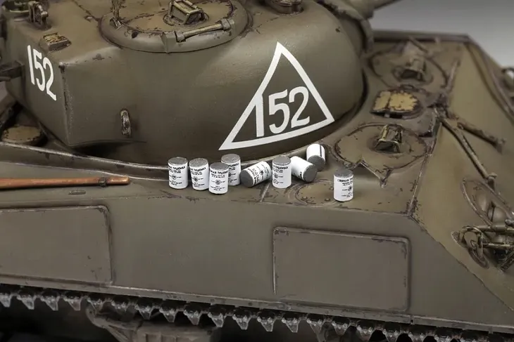1-35-medium-tank-m4a2-sherman-75mm-kod-producenta-4600327037022