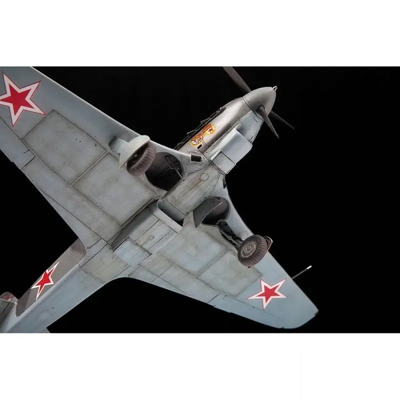 1-48-soviet-fighter-yakovlev-yak-9-jak-9d