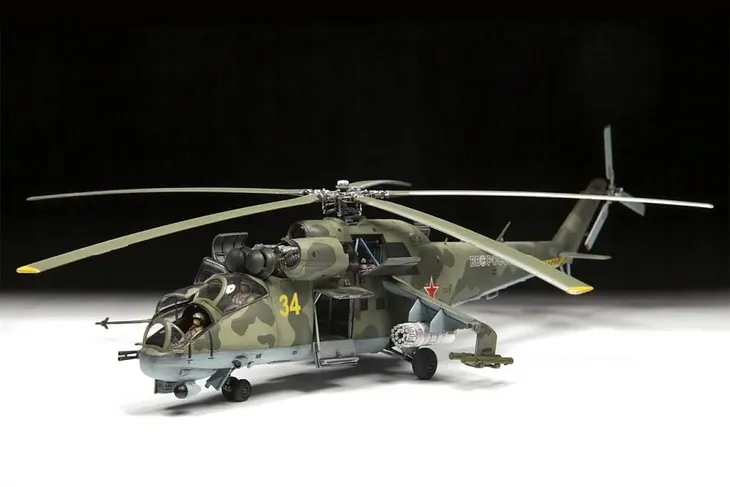 1-72-soviet-attack-helicopter-mi-24p-hind-stan-zlozenia-do-zlozenia