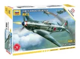 1-72-yak-3-soviet-fighter-stan-nowy-marka-zvezda