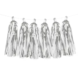 girlanda-baner-srebrna-fredzle-pompony-z-folii-blyszczace-ozdobne-150cm