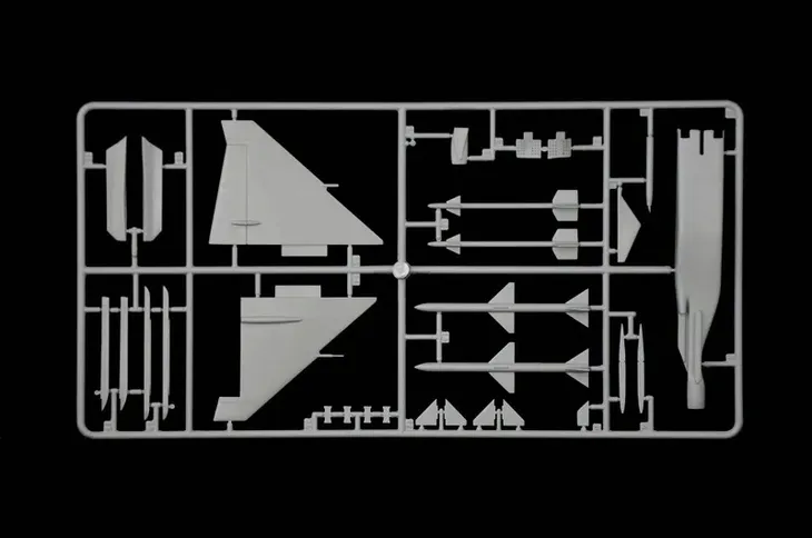 1-48-saab-ja-37-aj-37-viggen-model-2785
