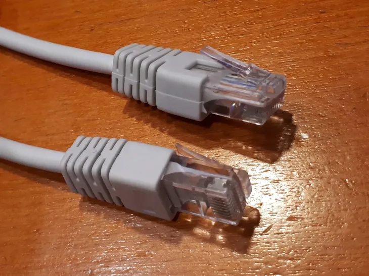 kabel-sieciowy-internetowy-lan-2m-cat-6-kod-producenta-pcf6-10cc-0200-s