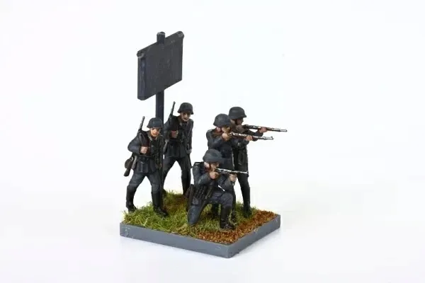 1-72-german-infantry-east-front-1941-model-z6105