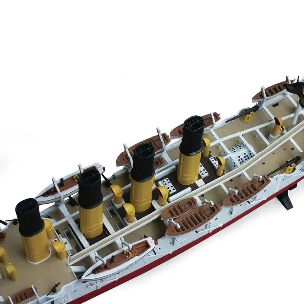 1-350-russian-cruiser-varyag-stan-nowy-skala-skala-1-350-i-1-400