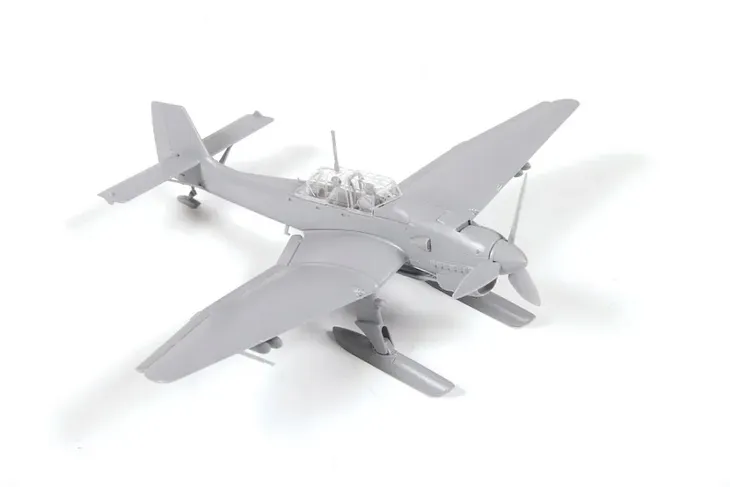 1-72-ju-87-b-2-stuka-w-ski-skala-skala-1-72