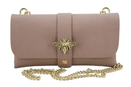 torebka-kopertowka-skorzana-na-lancuszku-wizytowa-rozowa-pudrowa