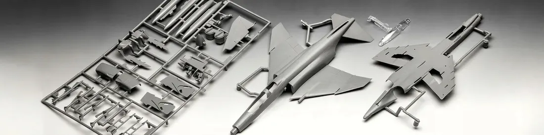 revell-03651-easy-click-f-4e-phantom-1-72