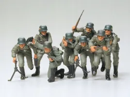 1-35-tamiya-35030-german-assault-troops-infantry