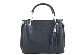 torebka-damska-kuferek-skora-czarna