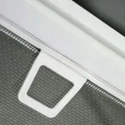 moskitiera-okienna-ramkowa-aluminiowa-na-wymiar-100x135-cm-stan-nowy