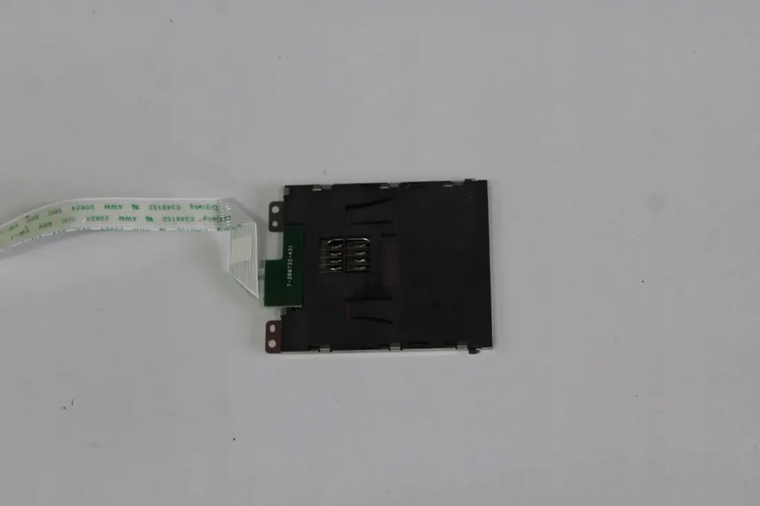 czytnik-smartcard-dell-e5570