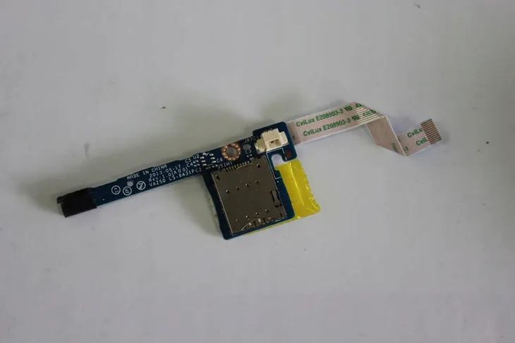 czytnik-kart-sim-dell-e7240-kod-producenta-yy58c