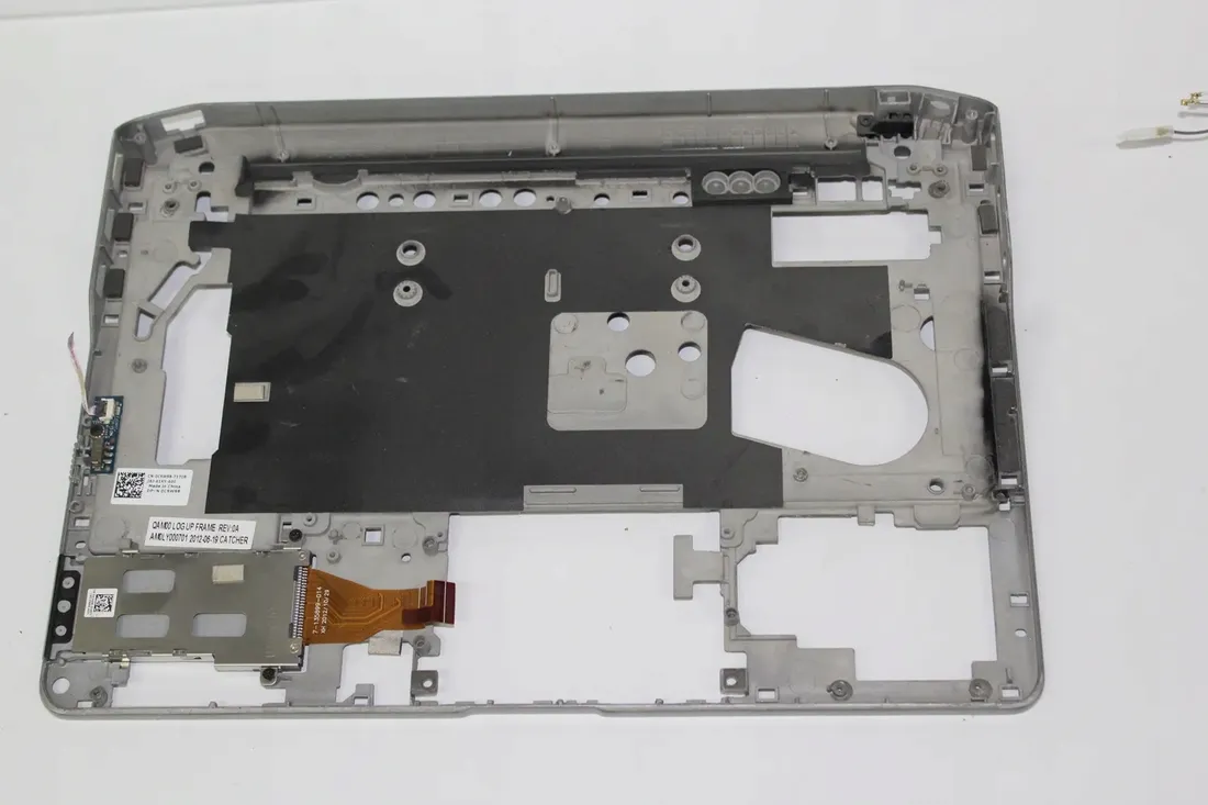 gorna-obudowa-dell-e6230