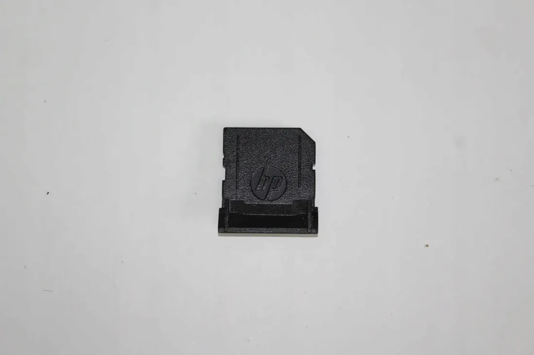 zaslepka-karty-sd-hp-820-g2
