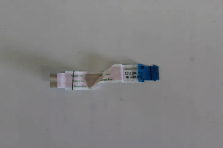 tasma-touchpada-dell-e5550