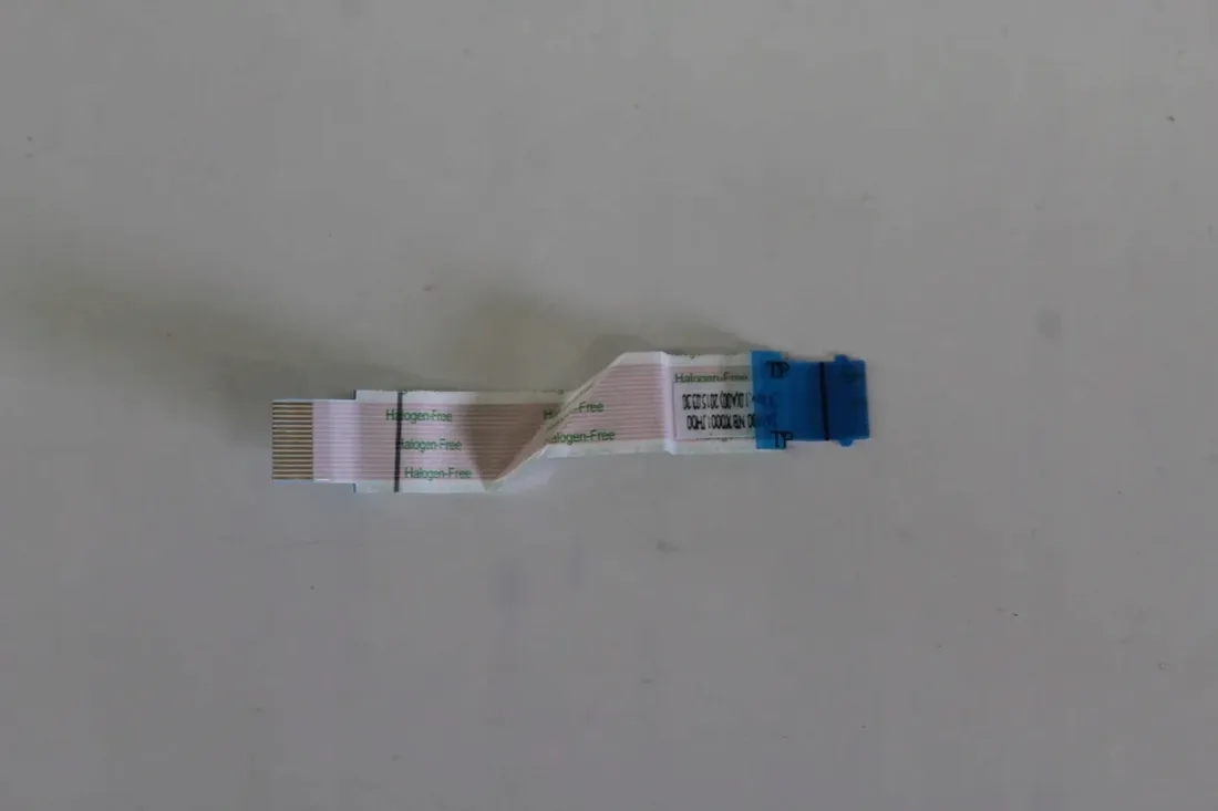 tasma-touchpada-dell-e5550