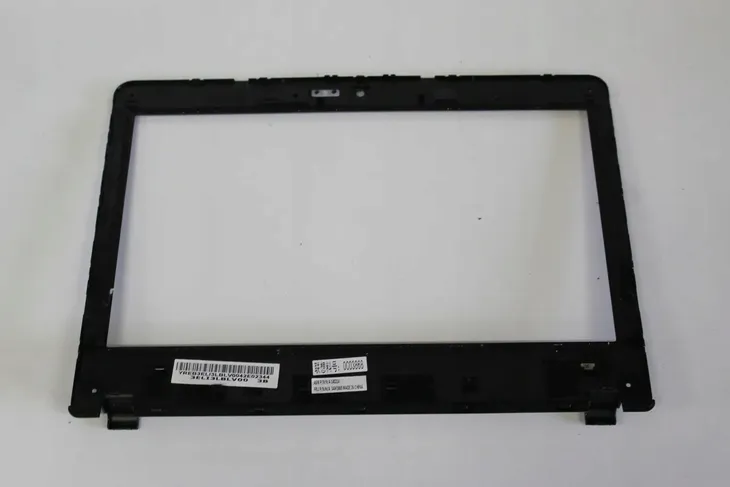 ramka-matrycy-lenovo-x131e-stan-powystawowy