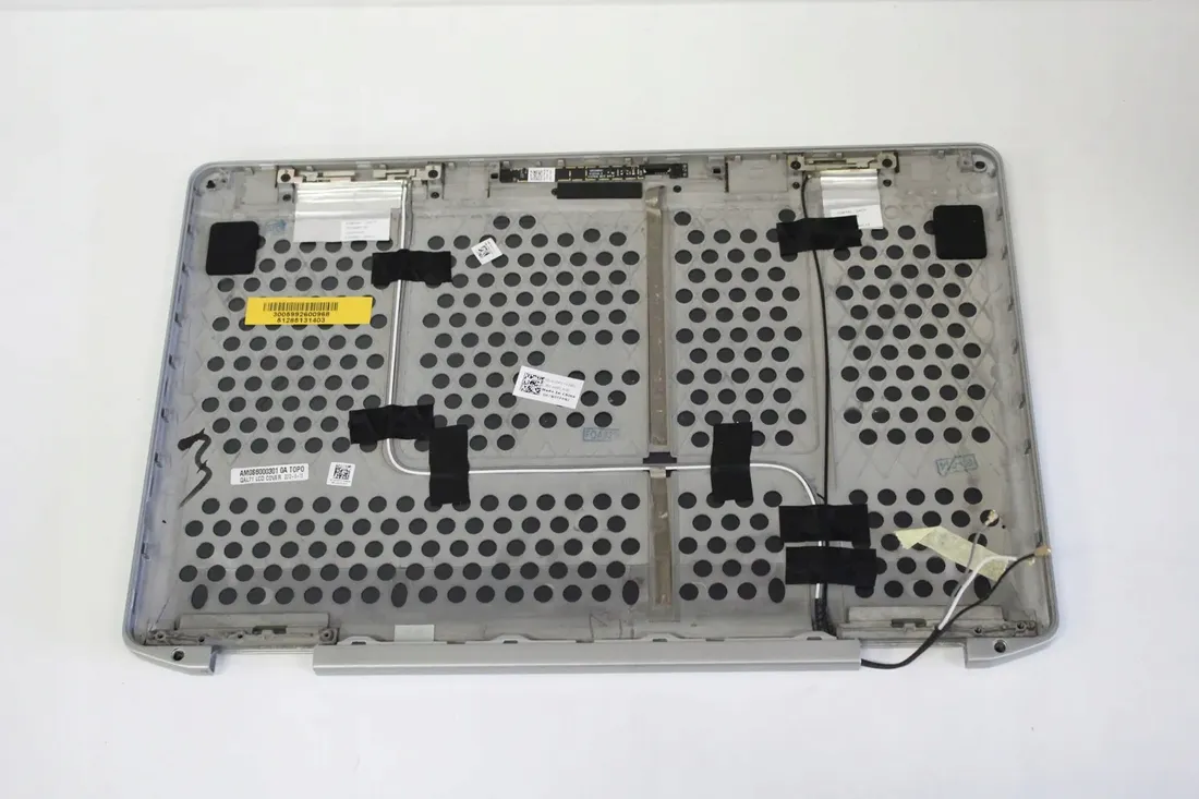 klapa-matrycy-dell-e6430s