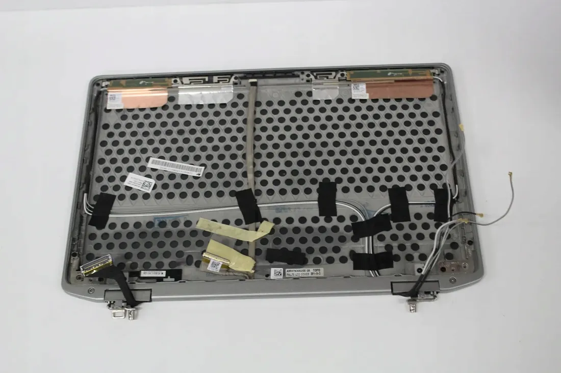 klapa-matrycy-dell-e6320