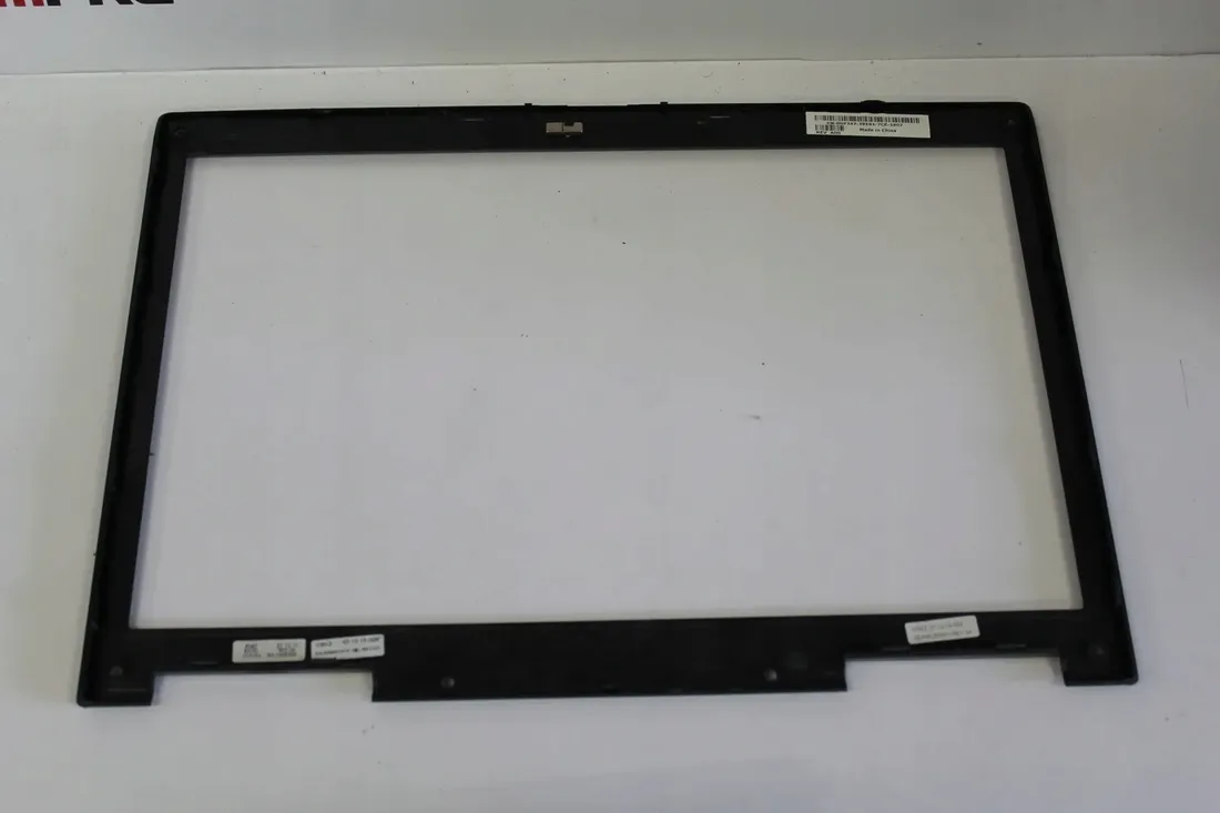 ramka-matrycy-dell-d830