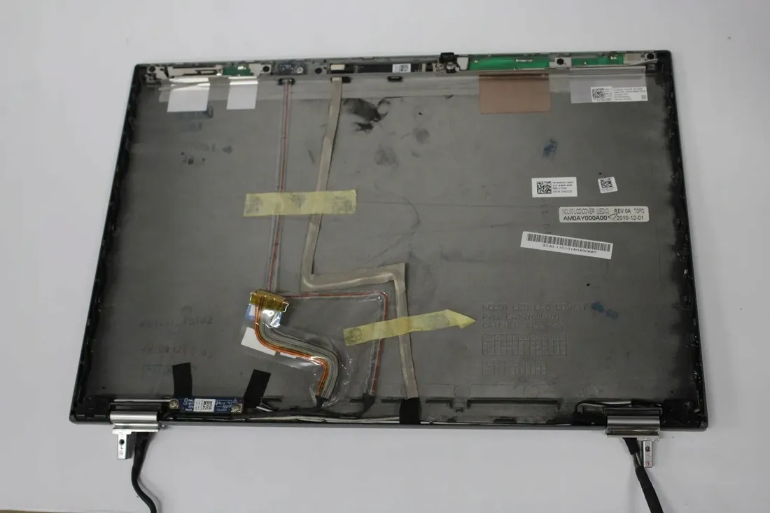 klapa-matrycy-dell-e6410