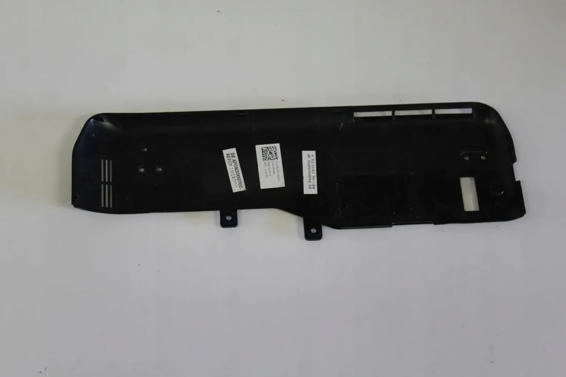 zaslepka-obudowy-dell-e5430