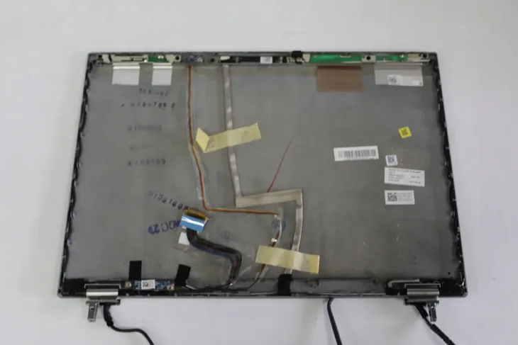 klapa-matrycy-dell-e6410-kod-producenta-pm-dell-e6410-a10517-0h61gf-do-laptopow-dell