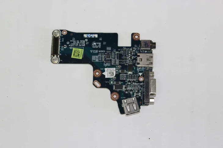 modul-usb-vga-audio-dell-e6530-kod-producenta-7trkr