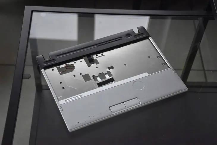 palmrest-touchpad-fujitsu-lifebook-p701-do-laptopow-ibm-lenovo
