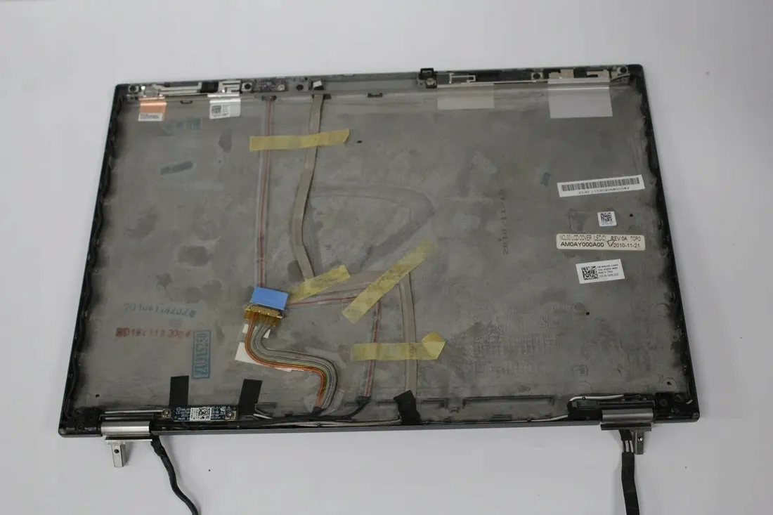 klapa-matrycy-dell-e6410