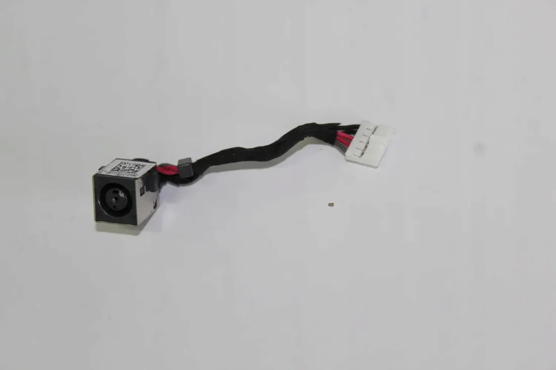 gniazdo-zasilania-dell-e7440