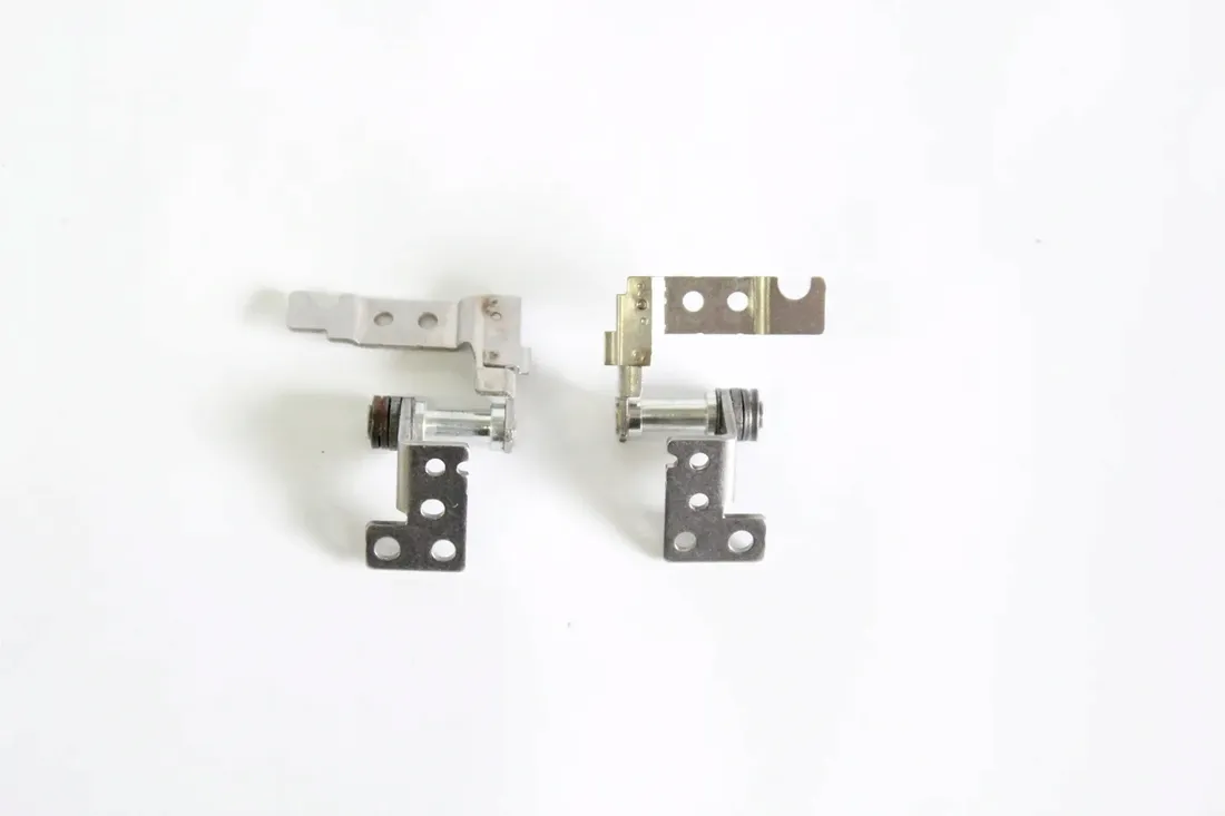 zawiasy-fujitsu-lifebook-e734