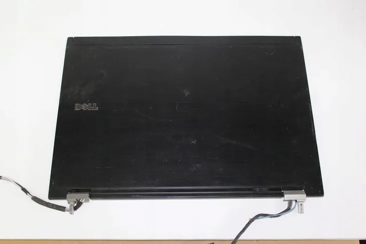 klapa-matrycy-dell-e6400-stan-powystawowy-do-laptopow-dell
