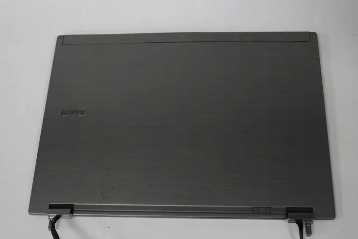 klapa-matrycy-dell-e6410