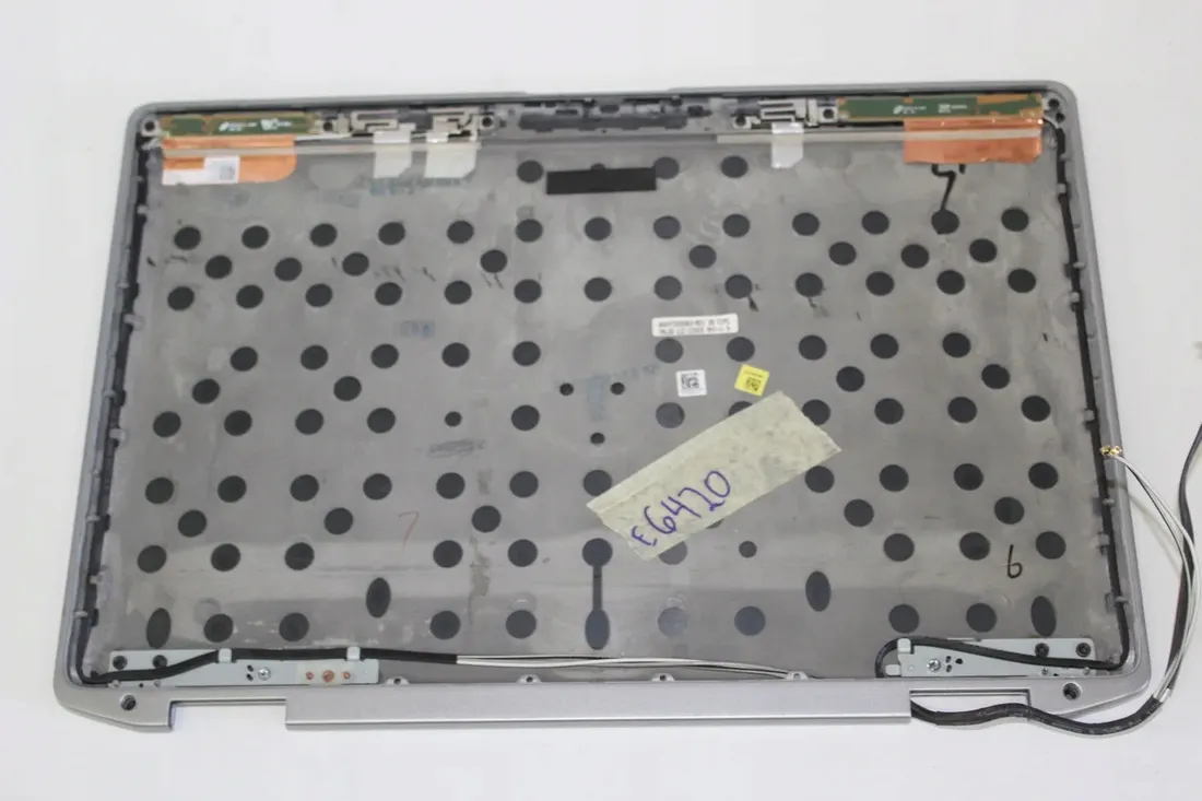 klapa-matrycy-dell-e6420