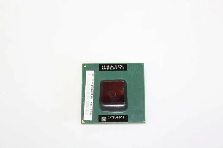 procesor-intel-pentium-4-m-1-4ghz-sl5zh-liczba-rdzeni-procesora-1