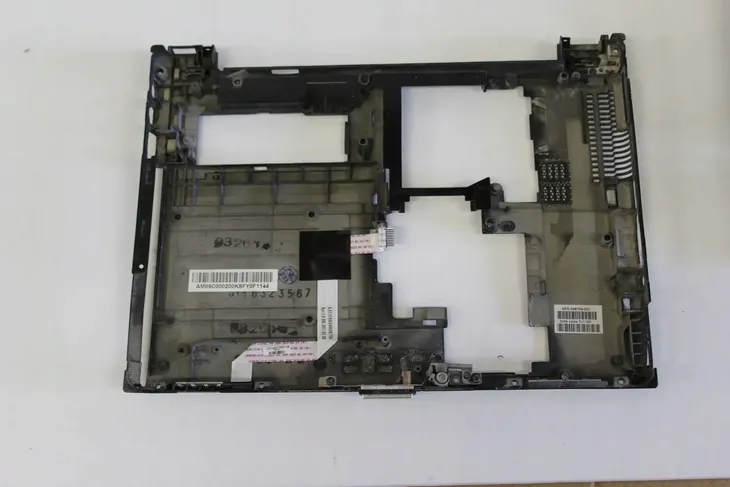 dolna-obudowa-hp-2540p