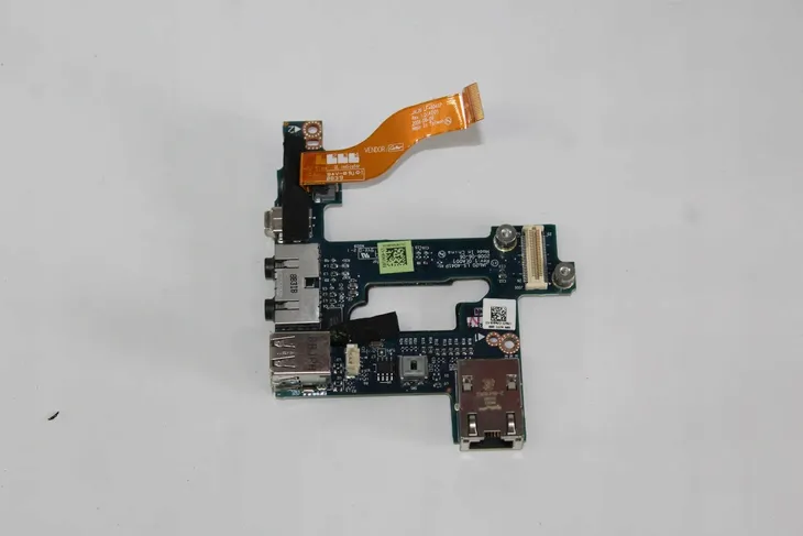 modul-usb-audio-lan-dell-e6500-komponenty-modulu-usb