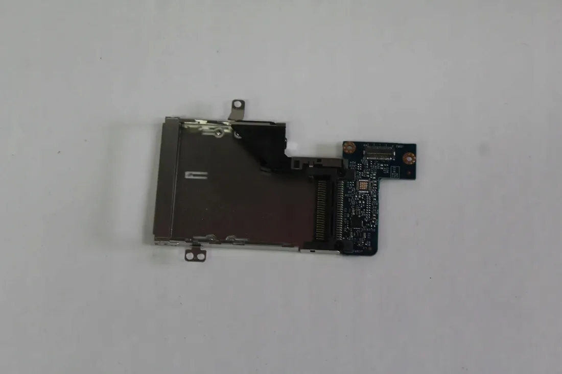 czytnik-kart-pcmcia-dell-e5430