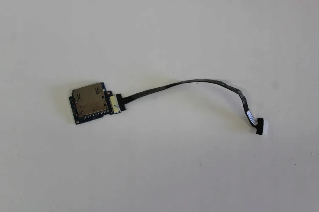 czytnik-kart-lenovo-e530