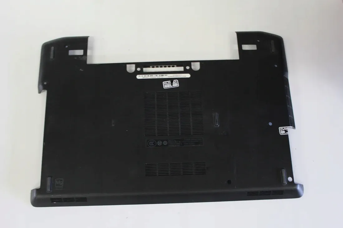 dolna-zaslepka-dell-e6420