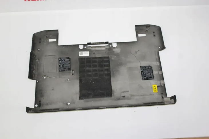 dolna-zaslepka-dell-e6420-stan-powystawowy-kod-producenta-dp-n-025v3n