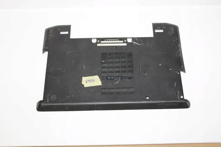dolna-zaslepka-dell-e6420-do-laptopow-dell-stan-powystawowy