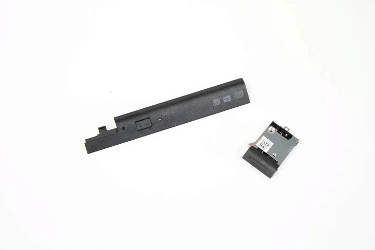 panel-napedu-zaslepka-dell-e6420-e6520-e6530-e6330-kod-producenta-0tyrjc-72852