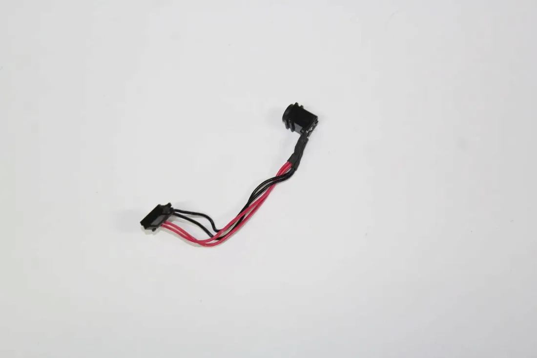 gniazdo-zasilania-fujitsu-e780