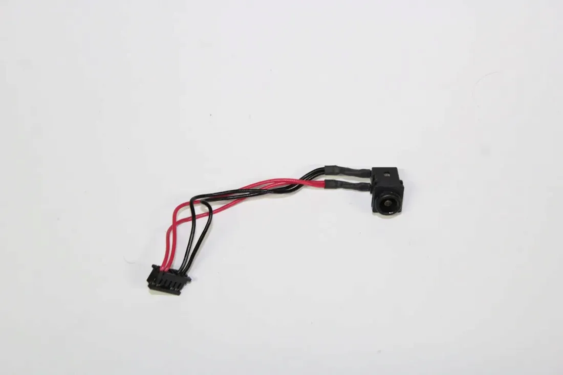 gniazdo-zasilania-fujitsu-e780