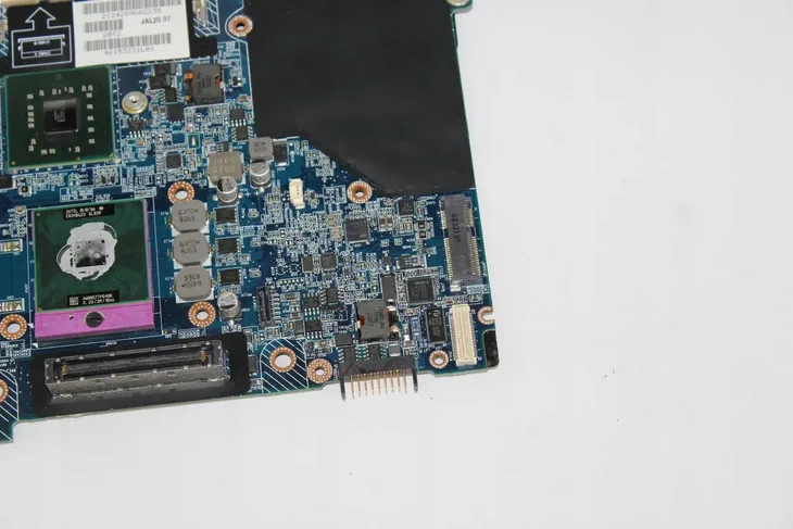 plyta-glowna-dell-e6500-kod-producenta-0yu413-model-e6500