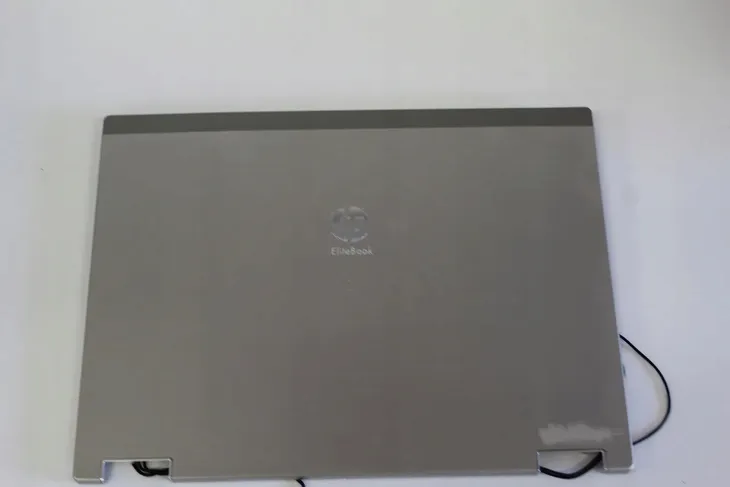 klapa-matrycy-hp-2540p-stan-powystawowy-do-laptopow-hp-compaq